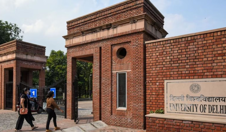 Delhi university