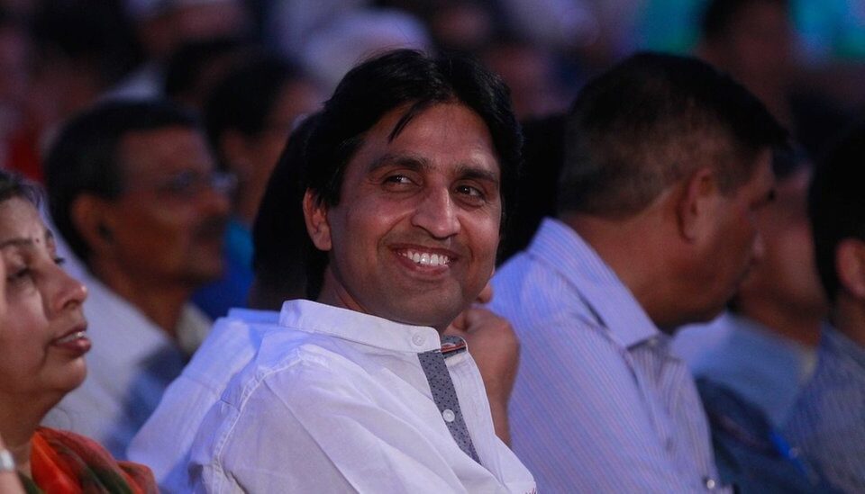 "Don't Question the Brave: Kumar Vishwas Says Political Critics Must Respect Army's Valour"